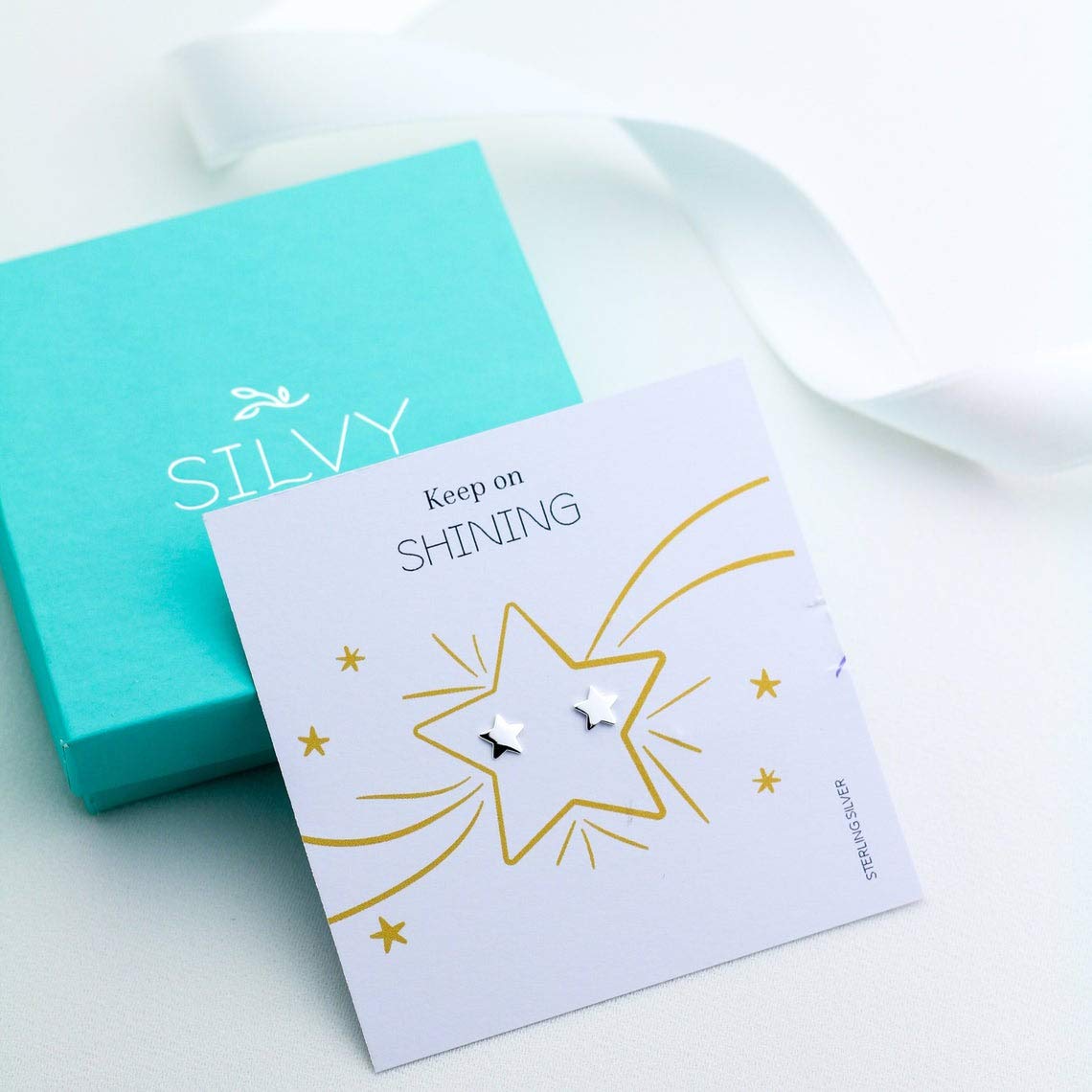 Keep On Shining Silver Star Stud Earrings With Box Jewellery Gift For Her Christmas Gift For Friends Colleagues Daughter Granddaughter Amazon Co Uk Handmade
