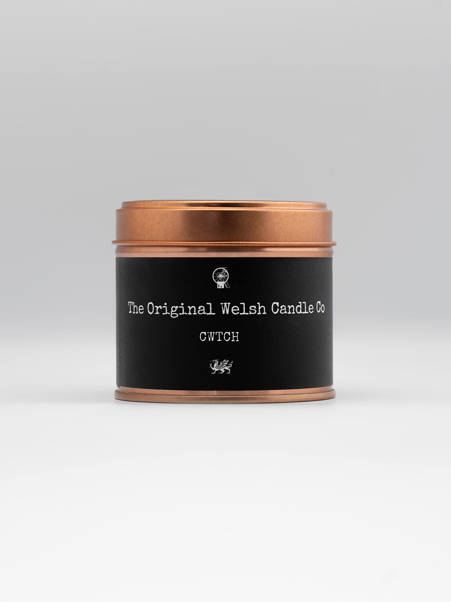 Cwtch Scented Candle Wrap Yourself in The Warmth of a comforting Embrace with Our Rose & Oud Candle