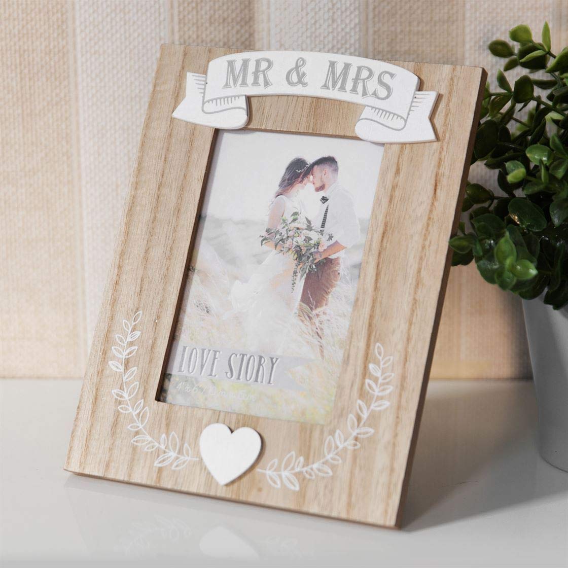 Widdop Love Story Mr & Mrs 4' x 6' Photo Frame