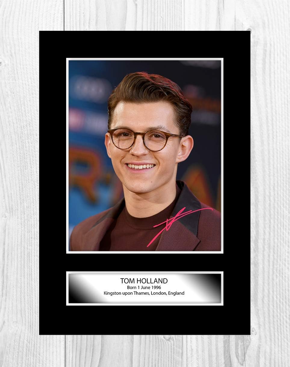Engravia Digital Tom Holland 2 Spiderman reproduction autograph photogragh picture poster A4 Print (Unframed)