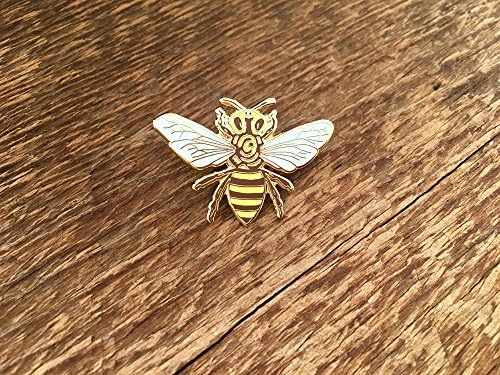 Honey Bee Enamel Pin, Bee Enamel Pin, Single Hard Enamel Pin with Butterfly Clutch
