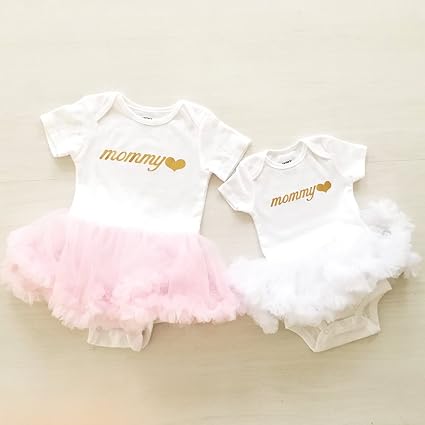 Amazon Co Jp かわいい こども 名入れ チュチュ付ロンパース ハーフバースデー 誕生日 撮影用衣装 母の日父の日 ネーム入れ服 オリジナル 名入れ プレゼント 6moths 70 ベビー マタニティ