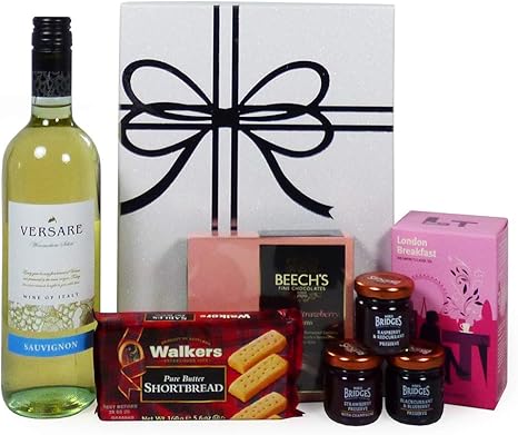 girlfriend hamper ideas