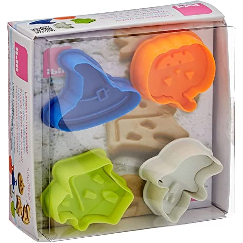 Ibili 733000 - Set 4 cortapastas con expulsor Halloween