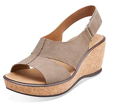 clarks originals wallabee boot