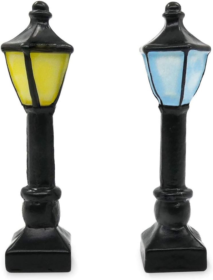 SecretRain Miniature Resin Garden Fairy Ornament Retro Streetlight Set