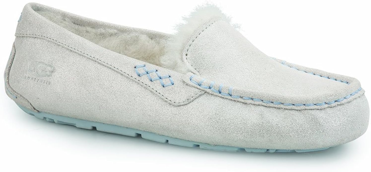 ugg slippers size 9 womens