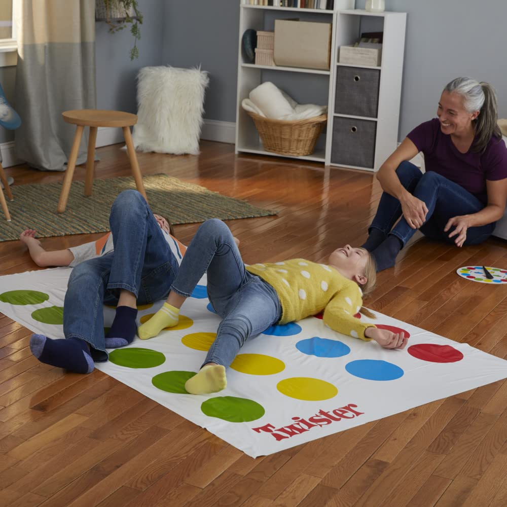 Hasbro Gaming Twister Spiel, Partyspiel für Familien und Kinder, Twister Spiel ab 6 Jahren, klassisches Spiel für drinnen und draußen - Deutsche Version 6
