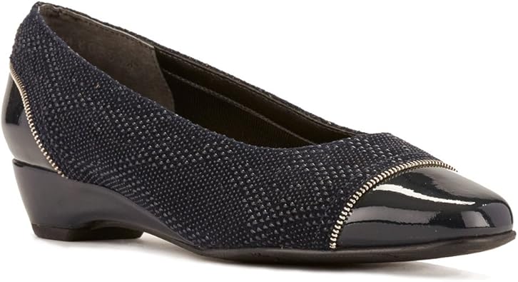 rose petals by walking cradles