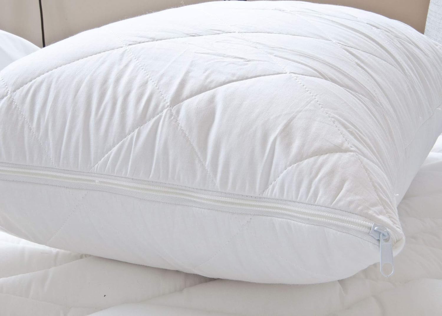 Pack Of 2 Quilted Pillow Protectors – Zipped, Anti-Bug, Hypoallergenic (50x75cm, White)