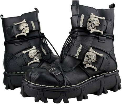 botas de cuero estilo gótico y punk