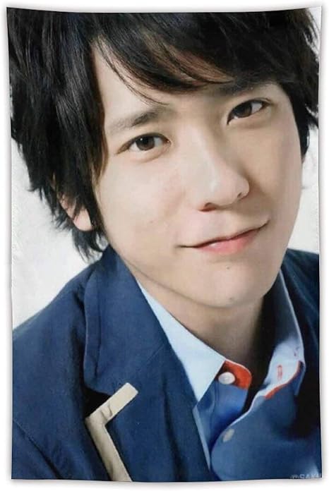 Amazon Co Jp 相葉雅紀 嵐 タペストリー インテリア 壁掛け おしゃれ 室内装飾 多機能 寝室 カーテン おしゃれ 個性ギフト 新築祝い 結婚祝い プレゼント ウォール アート 100 150cm ホーム キッチン