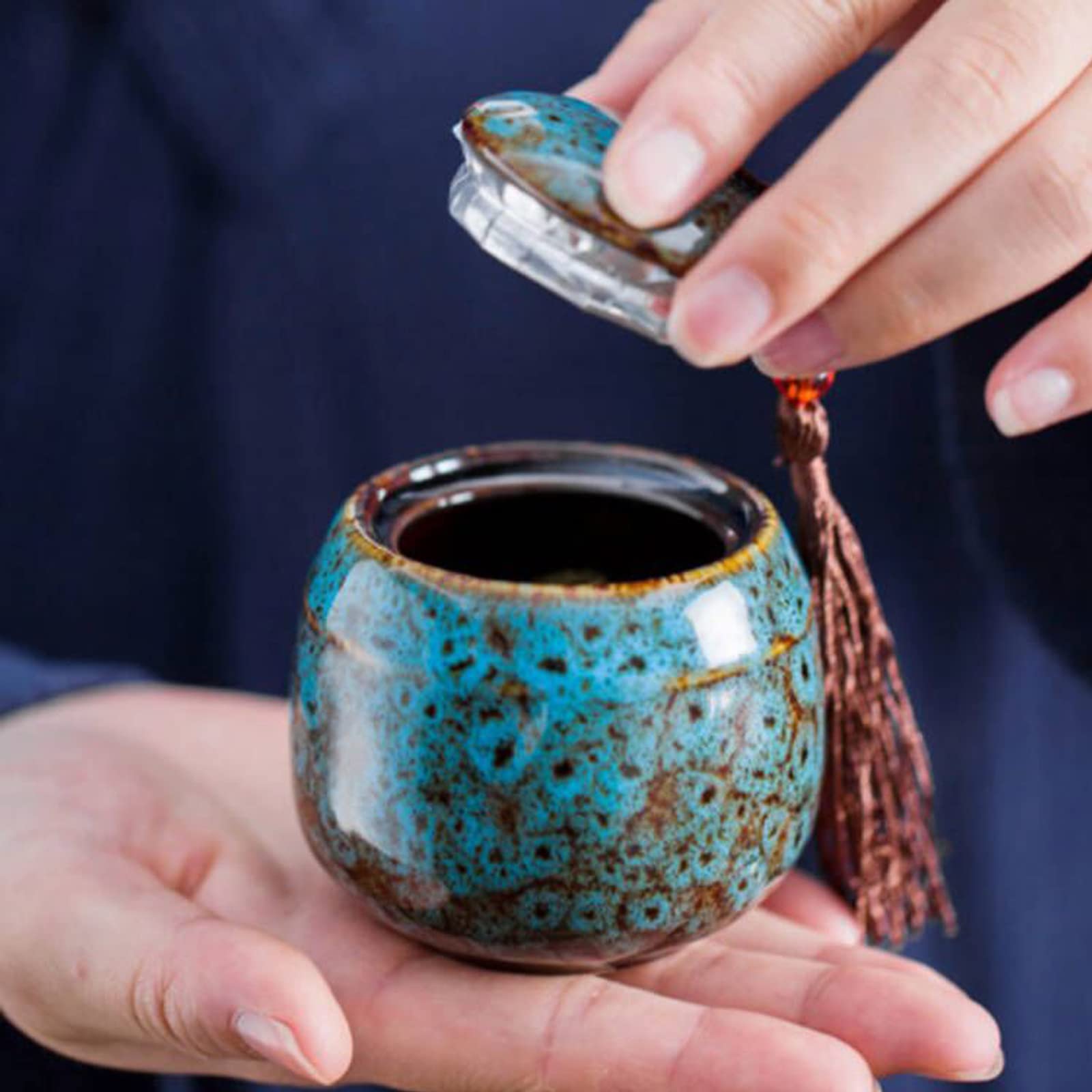 Small Ceramics Urn,Keepsake Urns for Human Ashes, Ceramic Memorial Urns, Fits a Amount of Cremated Remains Mini Sharing Ash Keepsake with Exquisite Box
