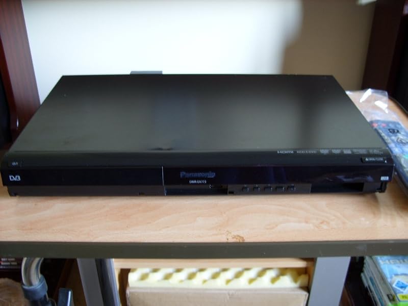 Panasonic DMR-EX773EBK DVD Recorder 160GB HDD Freeview HDMI 1080p USB