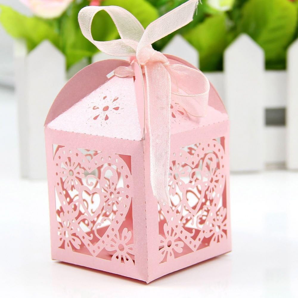 50Pcs/set Hollow Love Heart Party Wedding Hollow lovers Wedding Party Favors Gifts iridescent paper Candy Boxes