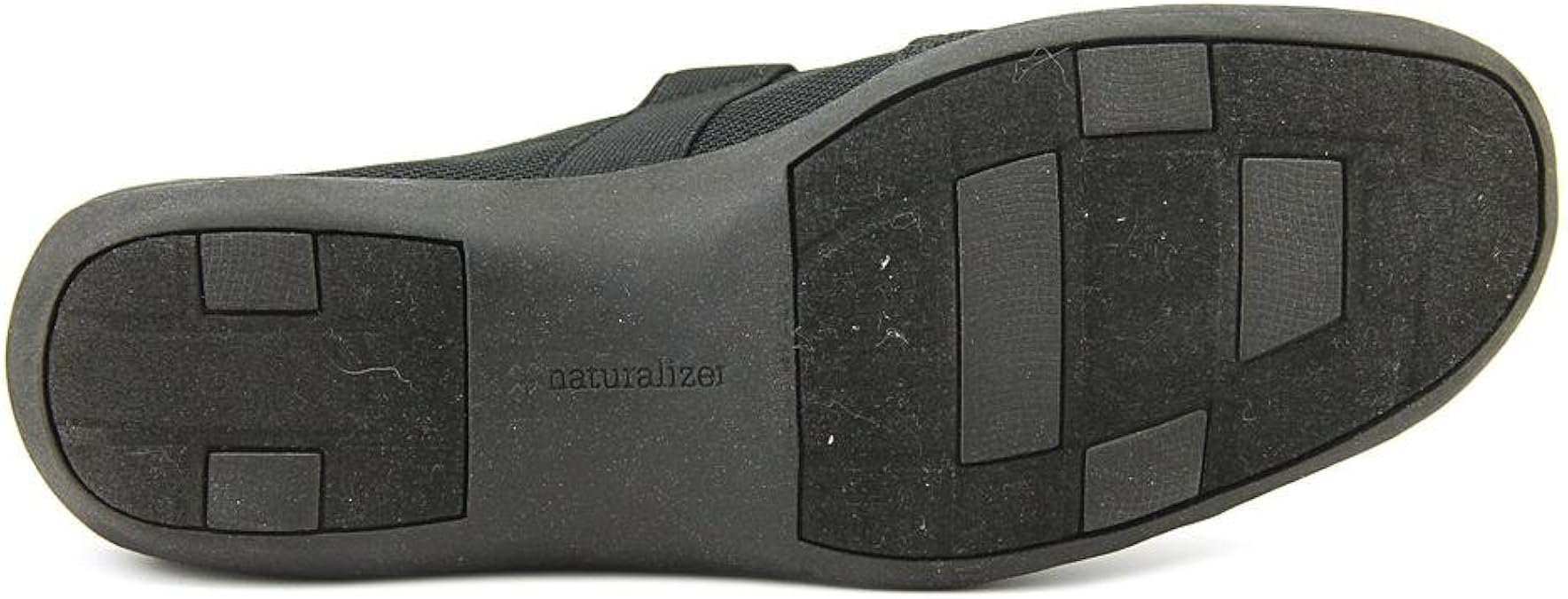 naturalizer fearn flat