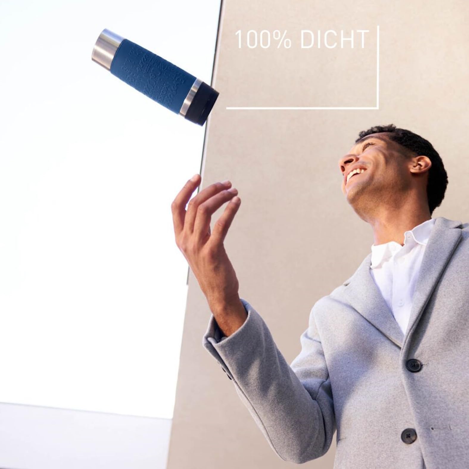 Emsa N20221 Travel Mug Classic Isolierbecher 0,5 Liter, neuer Komfort-Schraubverschluss, Edelstahl, 6h heiß und 12h kalt, 100% dicht, spülmaschinenfest, 360°-Trinköffnung, Dunkelblau 2