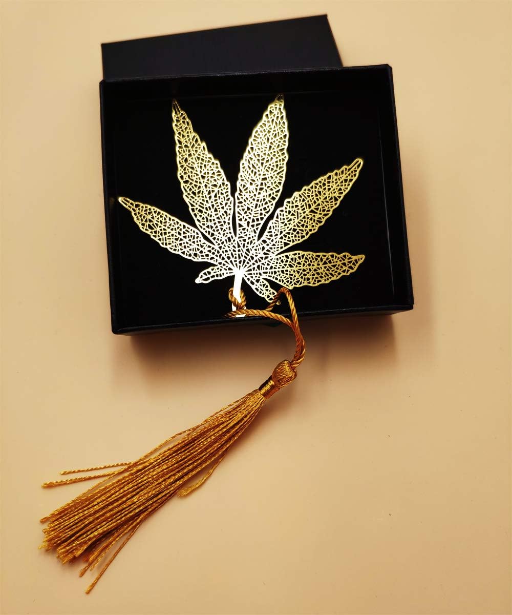 ZKZNsmart Metal Bookmarks, Unique Bookmark with Gift Box Packaging, Best Gift for Book Lovers Office Readers and Wedding (2,Small Maple Leaf)