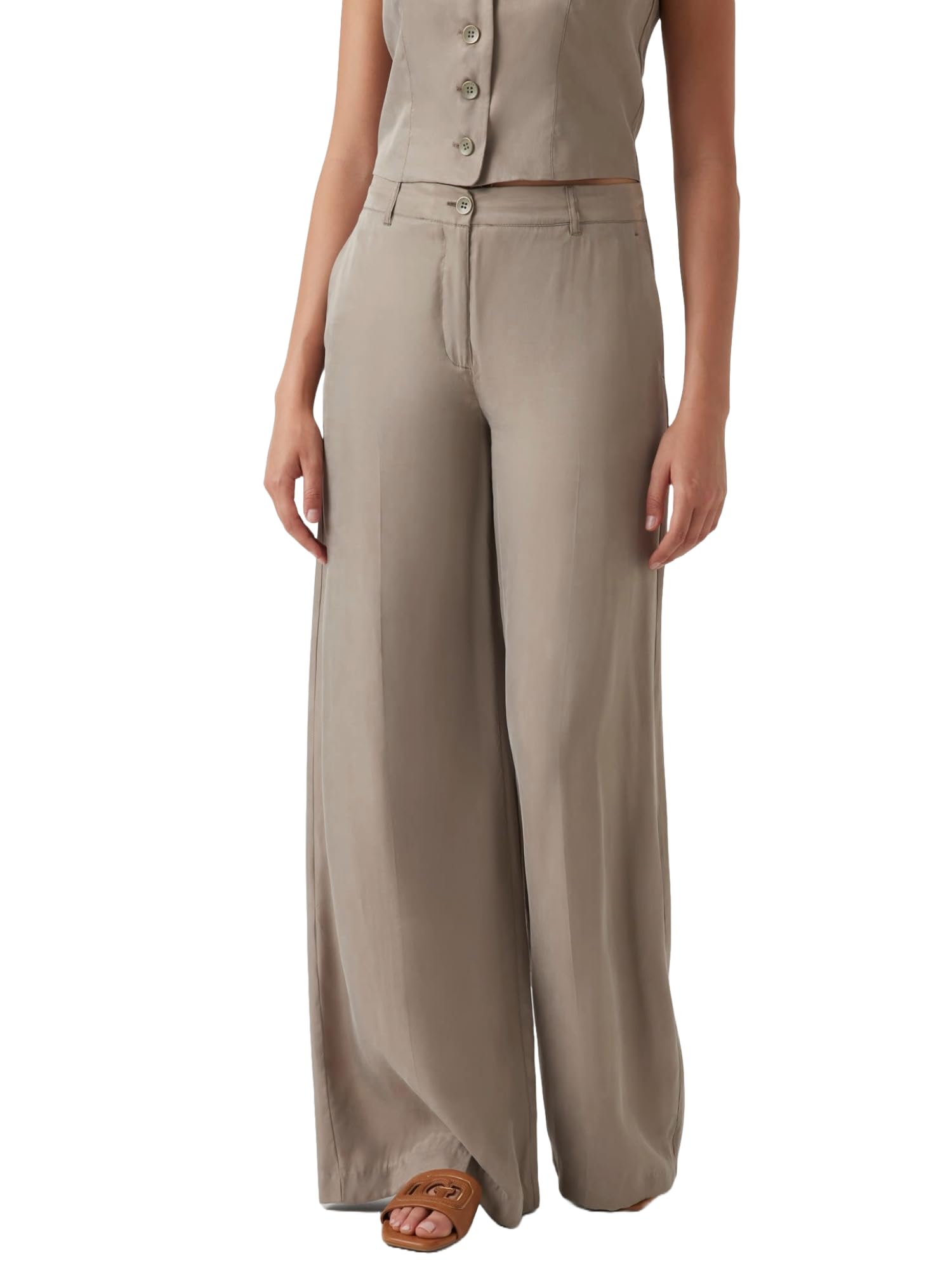 Photo 1 of GUESS Women's Eco Celestine Fluid Pleats Pant, Sage Leaf size xl