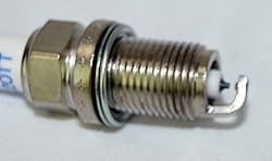 6 PCSNEW -- DENSO #4504 PLATINUM T T Spark Plugs
