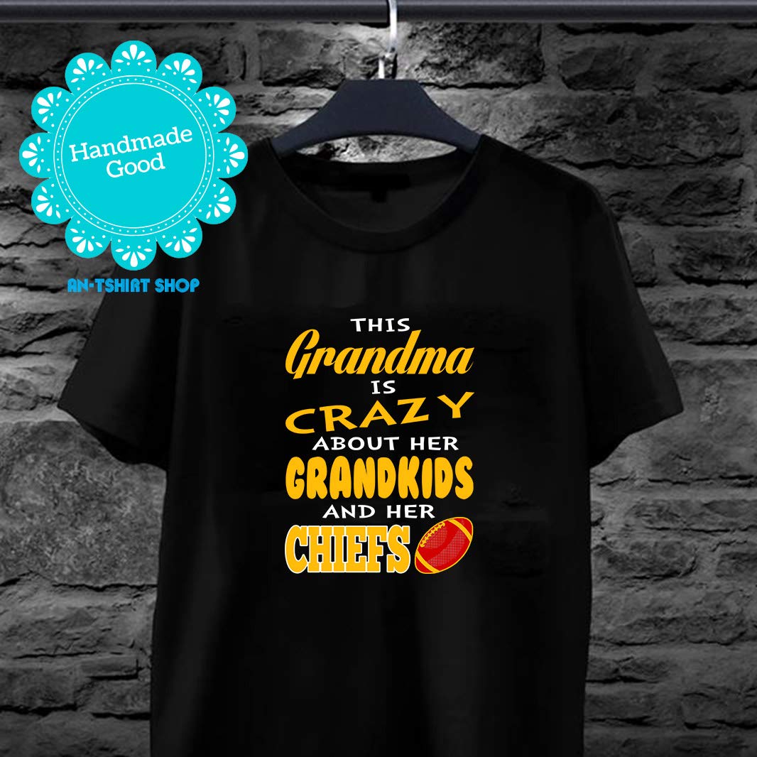 Grandma Grand This Grandma Is Crazy About Grand And Chiefs T-shirt For And 