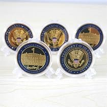 Donald Trump Challenge Coin 2024 – Metall-Medaille „In God We Trust“, Sammlergeschenk