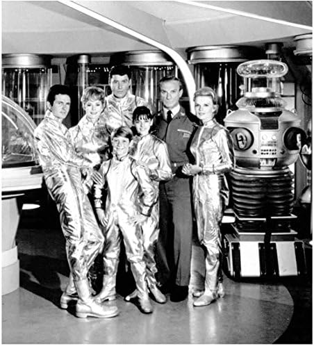 Lost In Space 1965 8 X 10 Photo Cast Photo W Robot Pose 5 Kn At