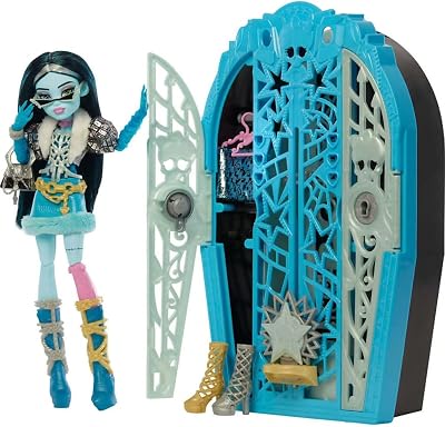 Monster High Skulltimate Secrets Frankie Stein Doll Hauntlywood Set