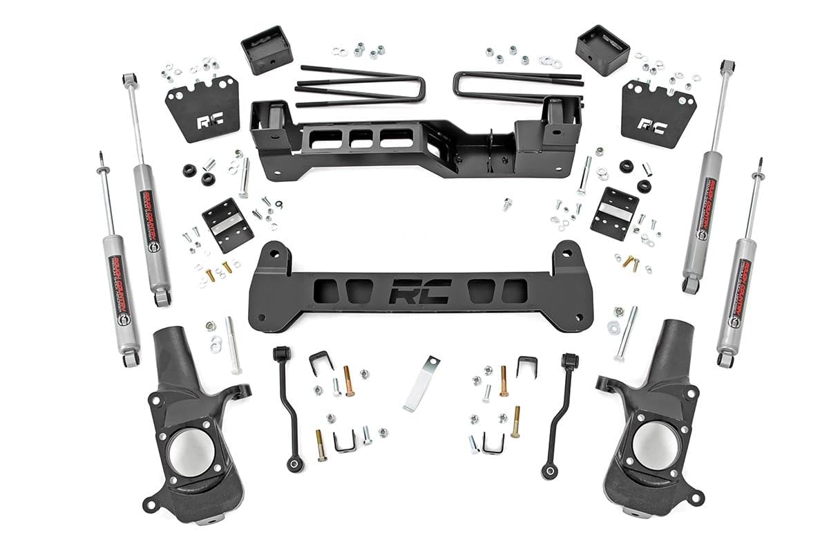 Photo 1 of *Look at pictures* Rough Country 6" Suspension Lift Kit for 2001-2010 Chevy/GMC 2500HD 2WD - 220N3A