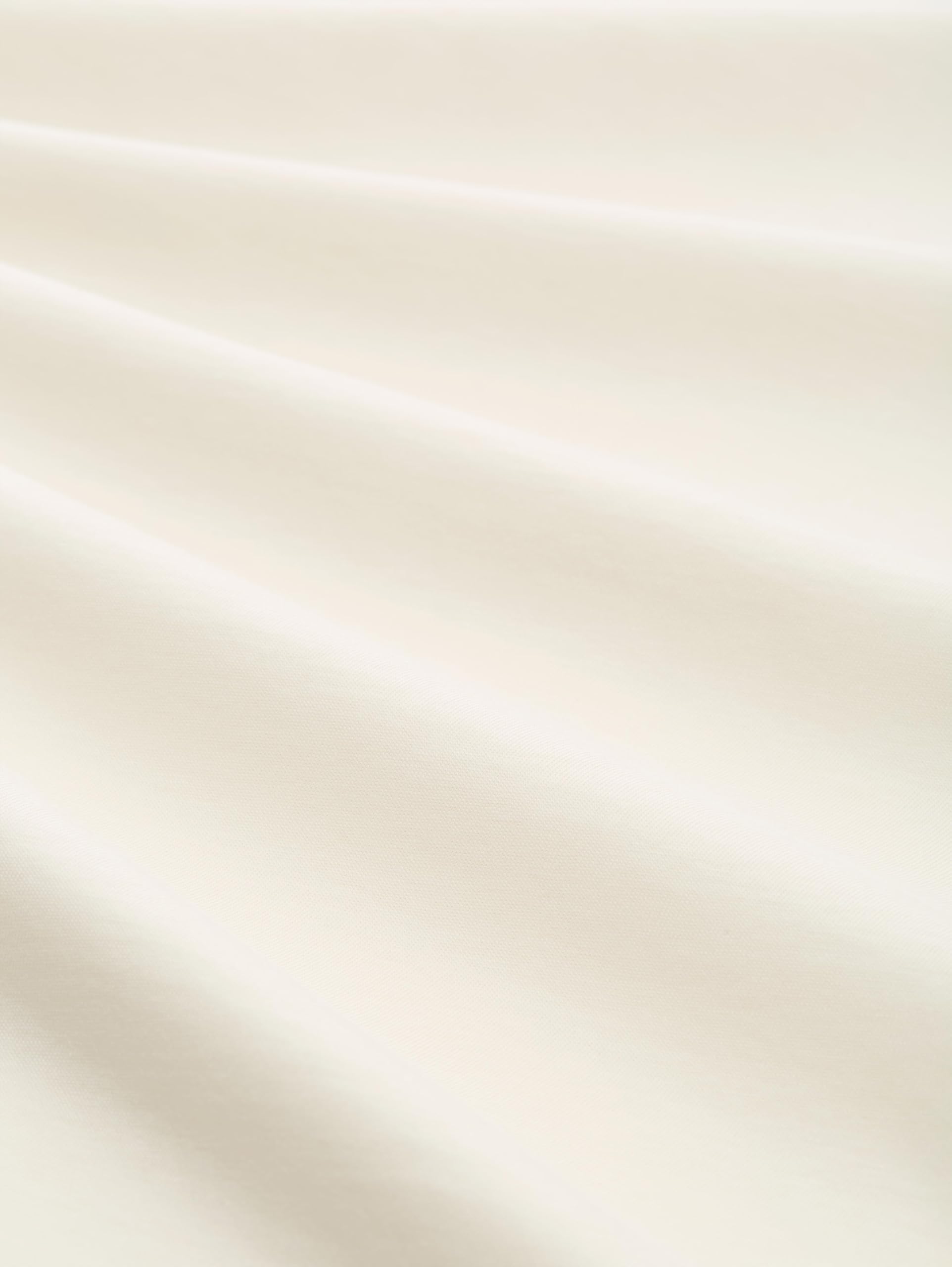 Basic T-Shirt mit Stickerei 6