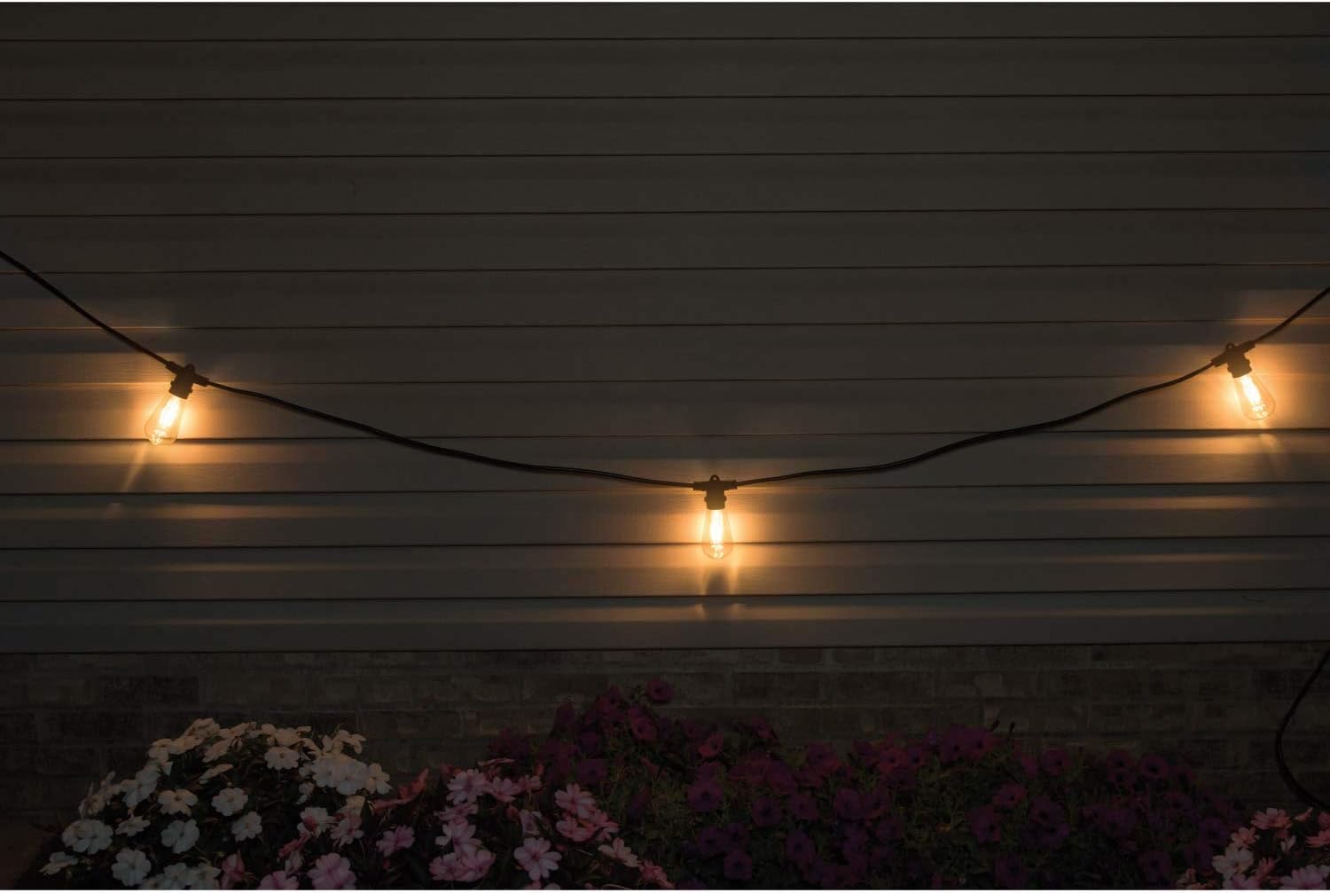 Mr Beams 4W ST58 Bulb Nostalgic Vintage Edison LED Weatherproof Outdoor String Lights, 24 feet, Black - - 