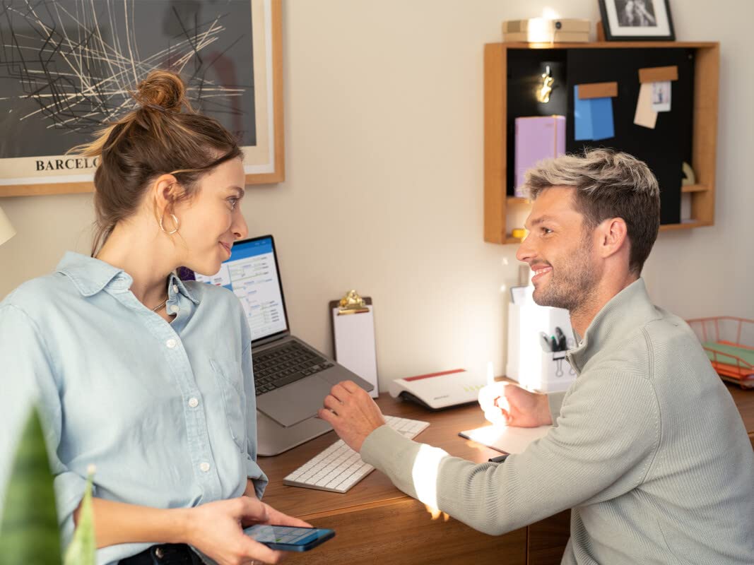 FRITZ!Box 5590 Fiber | Router für einen Glasfaseranschluss (Wi-Fi 6, bis 2.400 MBit/s (5 GHz) und 1.200 MBit/s (2,4 GHz), WLAN Mesh, DECT-Basis, 2,5-Gigabit-LAN-Port, geeignet für Deutschland) 6