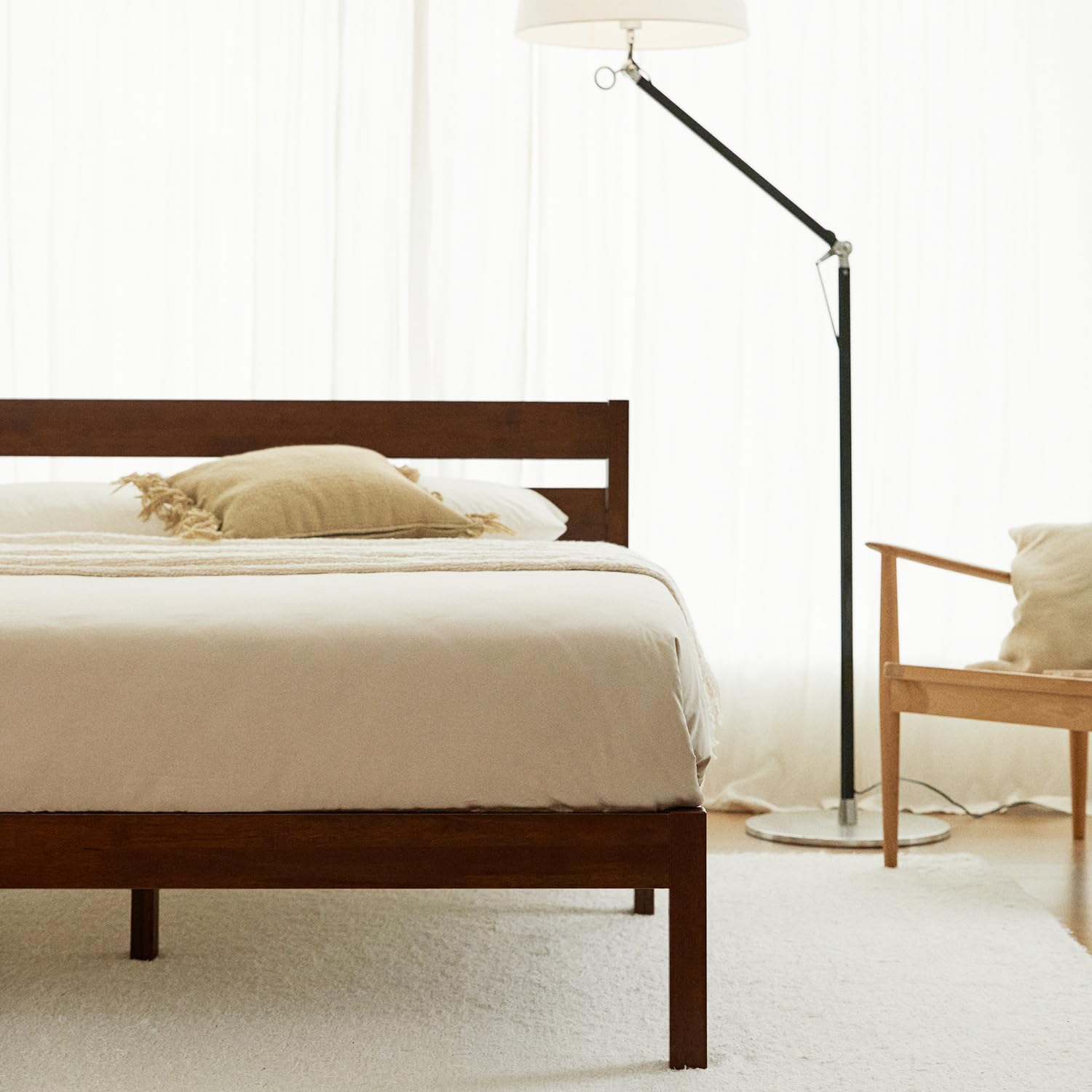 LIFEMENT Classic Wood Platform Bed Frame with Headboard, Essential, Noise Free, Under Bed Storage, No Box Spring Needed, Easy Assembly (Walnut, Queen (U.S. Standard))