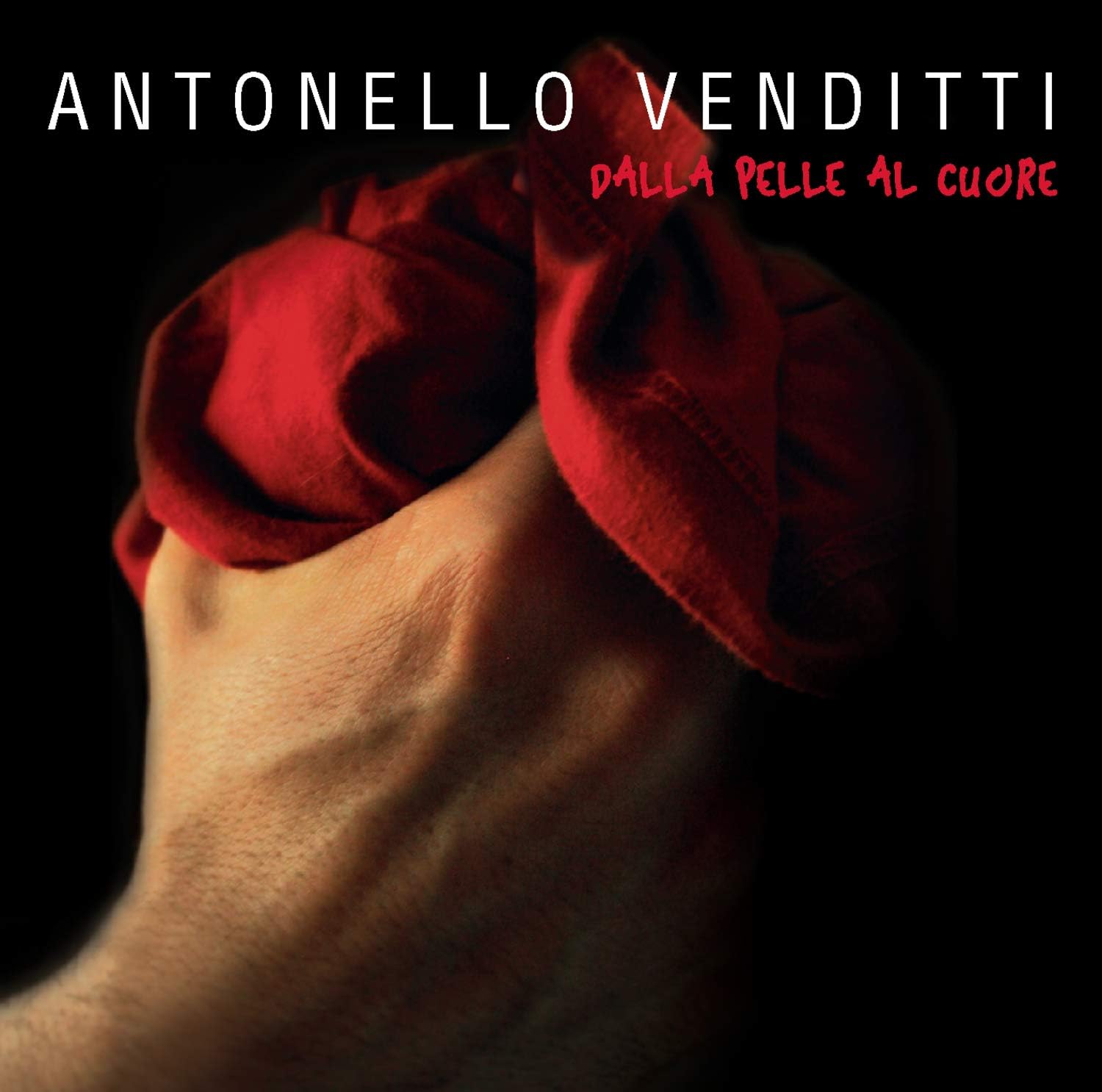 Dalla Pelle Al Cuore Amazon Co Uk Music