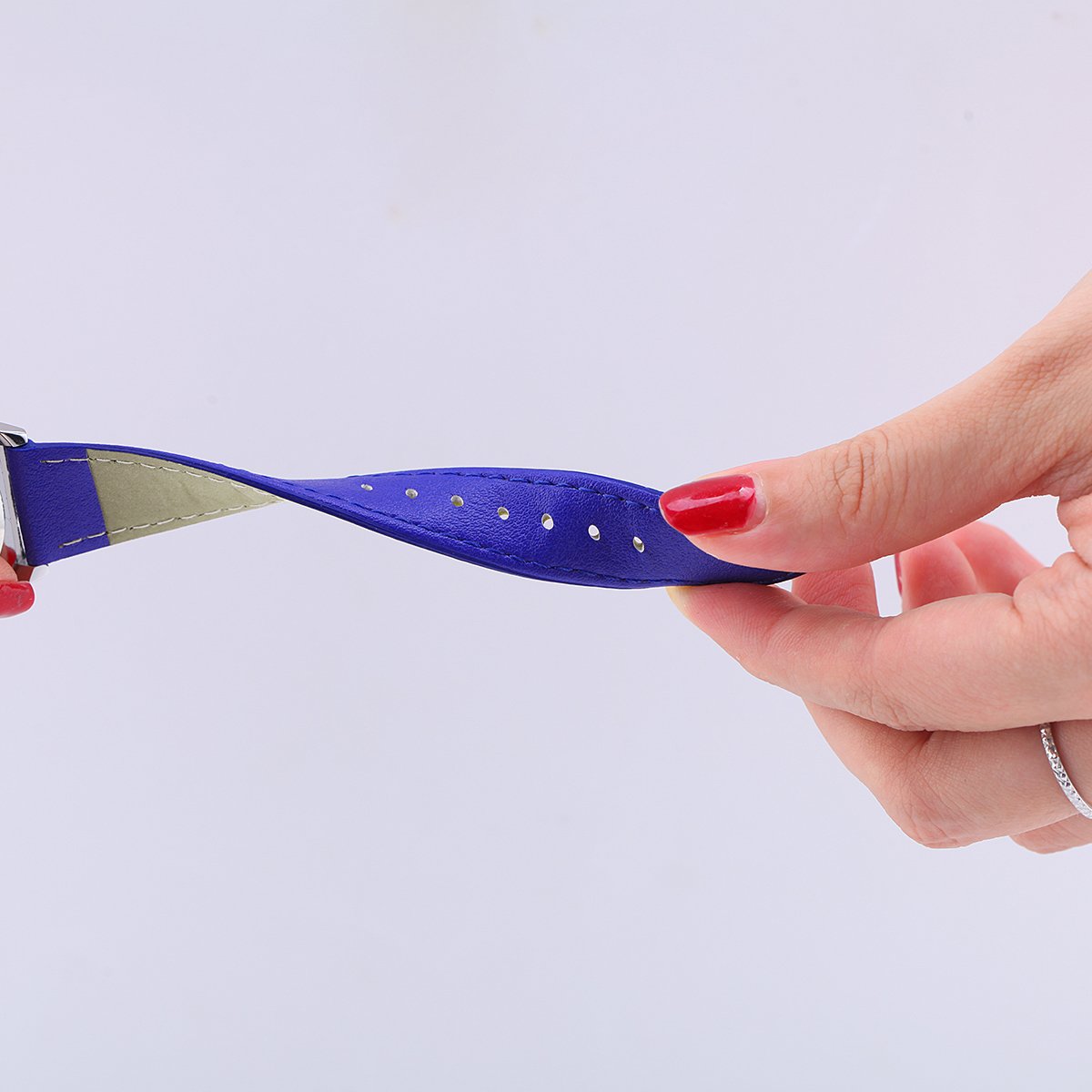 Abrray Quartz Watch Women Drop-shaped Blue Watch Zinc Alloy Case with Crystal Zircon Gem Rhinestone Chain Bracelet