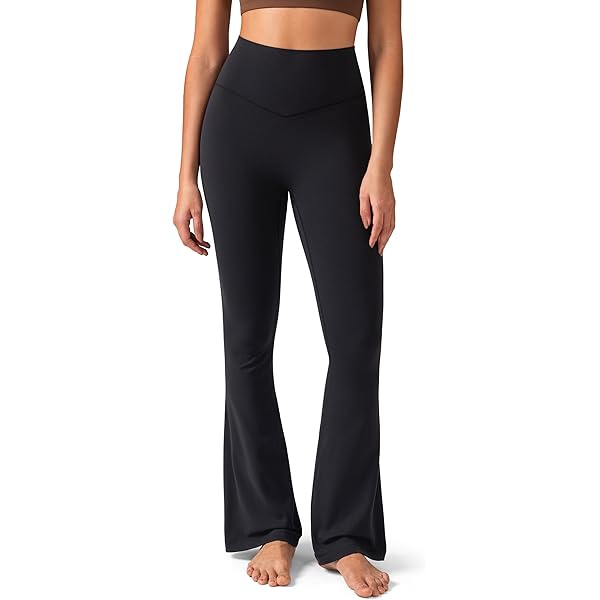 Danskin Women's Performance Sleek Pocket Ankle Legging, Black Salt