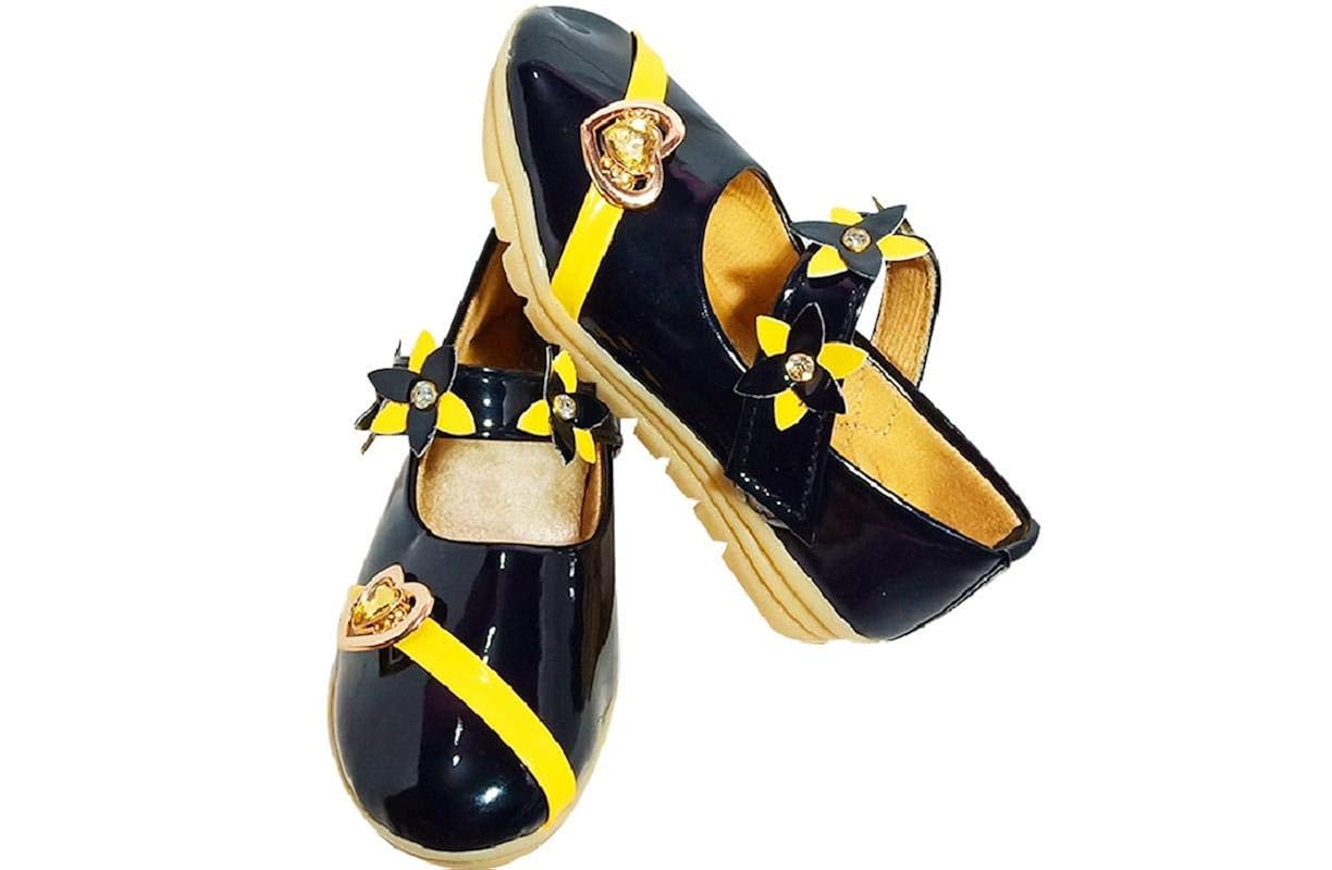 black sandals for baby girl