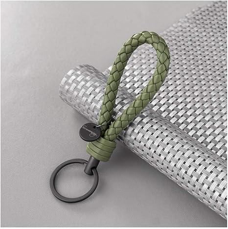 Amazon Co Jp カーキーリング用ハンドバッグキーホルダー編組革ロープ手作りの織キーホルダーレザーキーチェーンリングホルダー Color Green ホーム キッチン