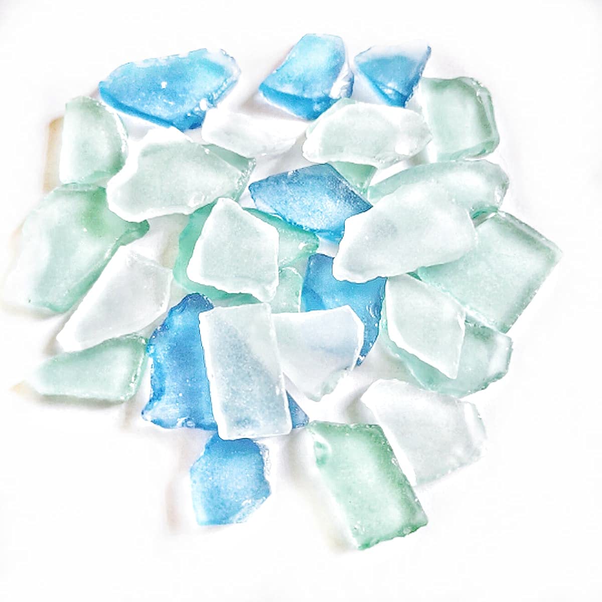 Eidoct Sea Glass Crushed Glass Vase Filler - Multiple Color Seaglass Pieces for Beach Wedding Party Decor - Cobalt Blue/Light Blue/White