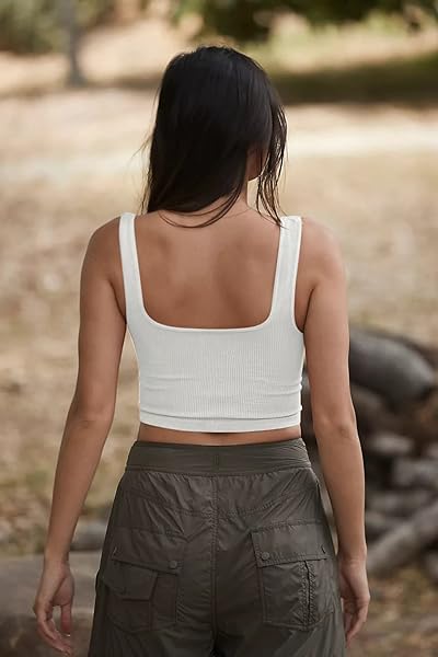 LASLULU WOMEN SUMMER SEXY SLEEVELESS SQUARE NECK FITTED KNIT RIBBED CROPPED TANK TOPS CUTE WORKOUT YOGA GYM CROP TOPS(WHITE MEDIUM)