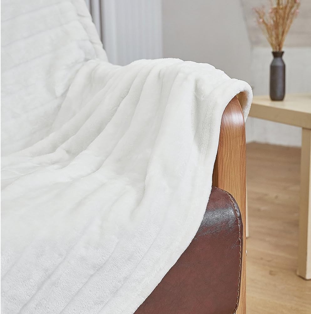 Bertte Throw Blanket Super Soft Cozy Warm Blanket 330 GSM Lightweight Luxury Fleece Blanket for Bed Couch- 50"x 60", Ivory White: Home & Kitchen