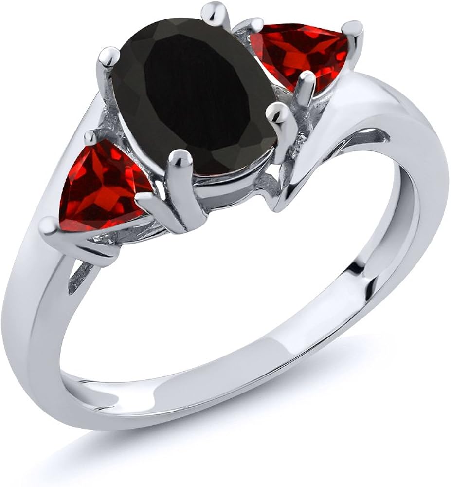 Amazon Com Gem Stone King Black Onyx And Red Garnet 925 Sterling Silver 3 Stone Women S Ring 1 93 Ct 8x6mm Oval Available 5 6 7 8 9 Jewelry