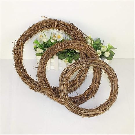 Amazon Co Jp 天然素材 クリスマスナチュラルラタンホームウェディングドアの壁飾り用の花輪diyのクリスマスの結婚式の装飾ガーランド材質 乾燥させた Diameter 40cm ホーム キッチン
