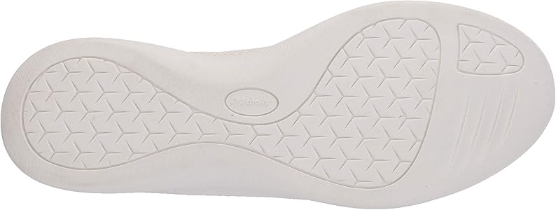 women's freestep sneaker