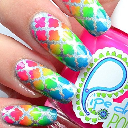 Quatrefoil Almaz Stencils Nail Vinyls By Twinkled T - 1 Sheet of 16 Stencils