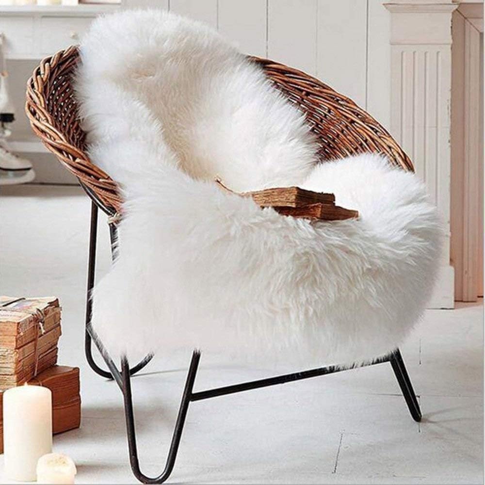 HLZHOU Soft Faux Fur Rug White Sheepskin Chair Cover Seat Pad Shaggy Area Rugs for Bedroom Sofa Living Room Floor(2 x 3 Feet （60 x 90 cm） White): Kitchen & Dining