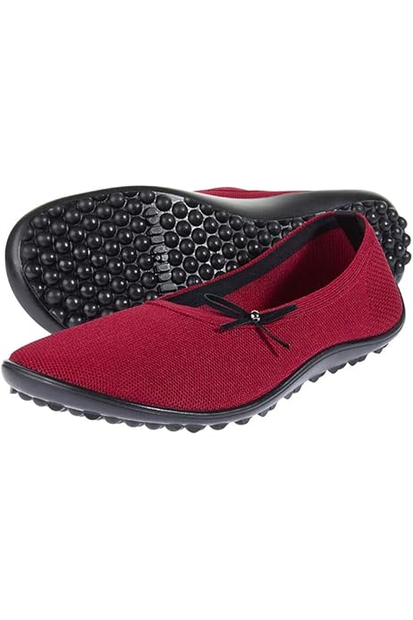 slip resistant minimalist shoes