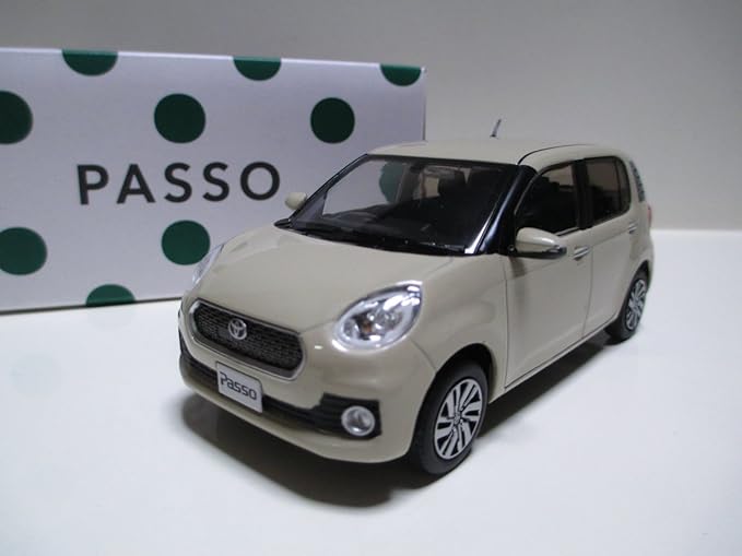 Amazon 1 30 トヨタ 新型パッソモーダ Passo Moda 非売品 カラーサンプル ミニカー パウダリーベージュメタリック プラモデル 通販