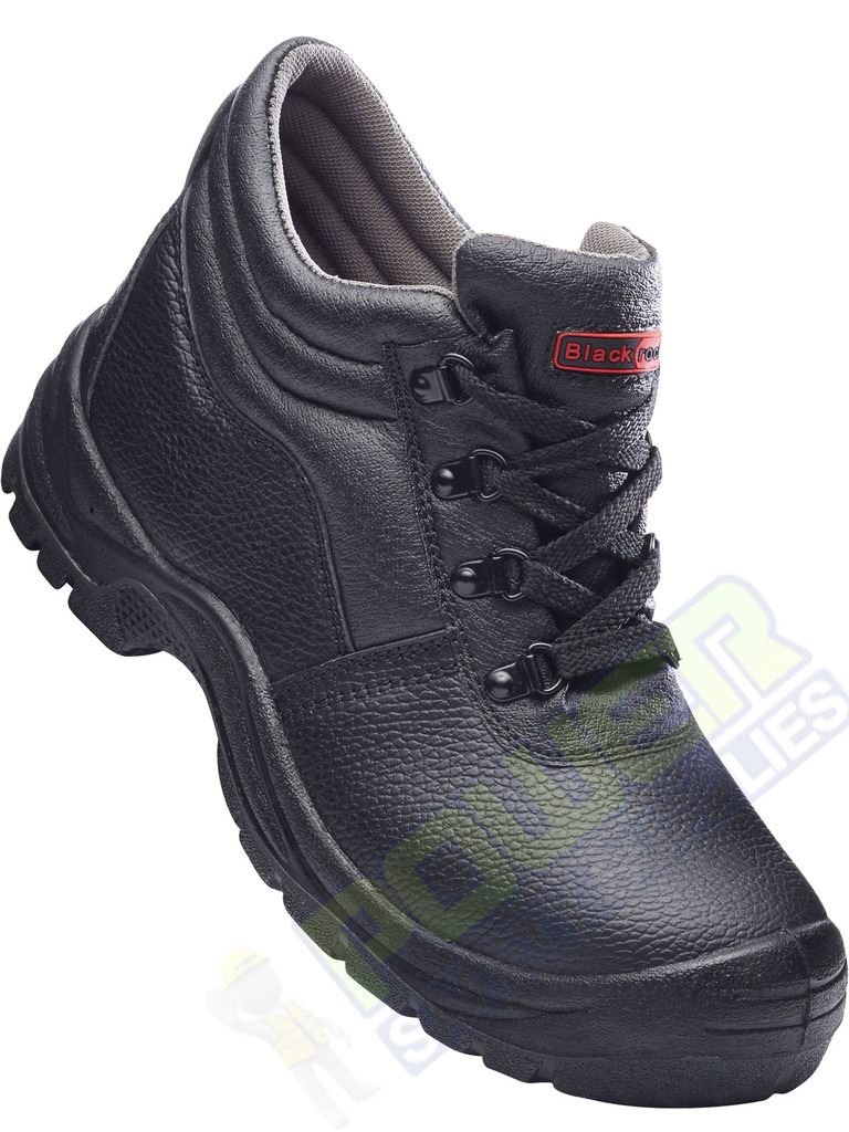 water resistant chukka boots