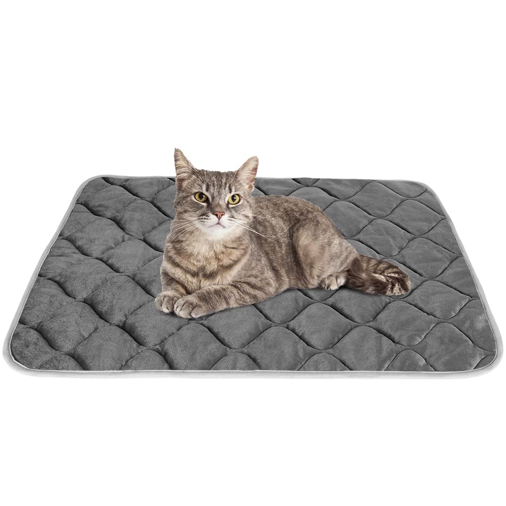 ULIGOTA Self Heating Pet Pad for Cats and Dogs No Electric Self-Warming Thermal Mat for Pet Bed/Crate - 50x40cm — image 1